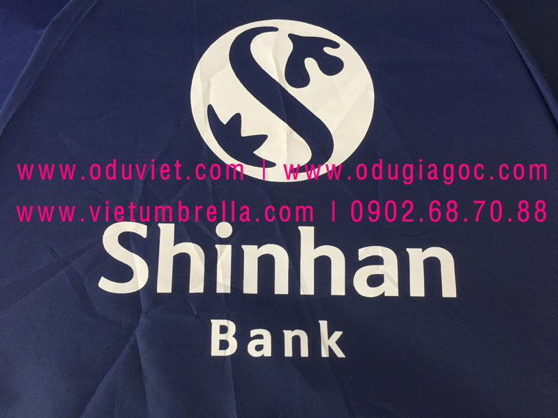 xưởng sản xuất ô dù cầm tay in logo quảng cáo